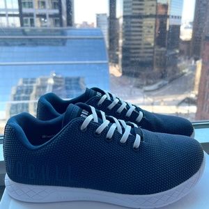 NOBULL NAVY TRAINERS